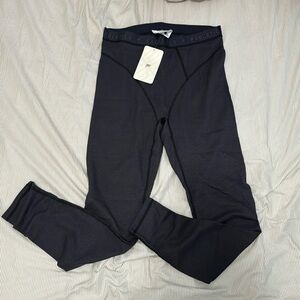NWT Fabletics leggings. Waffle texture.